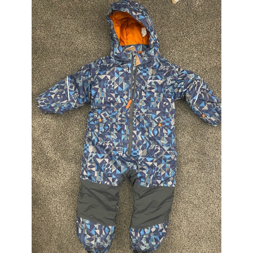 Brand new Patagonia snow suit